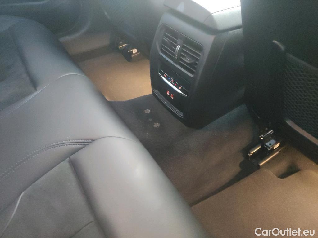  Bmw  Serie 4 BMW  / 2020 / 5P / berlina con portón Gran Coupé 420d #PAQUETE M# #17