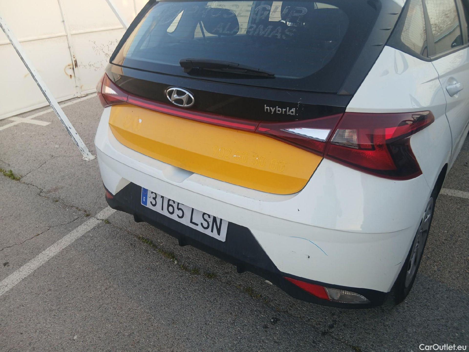  Hyundai  i20 HYUNDAI  / 2020 / 5P / berlina con portón 1.0 TGDI 74kW (100CV) 48V Essence #13