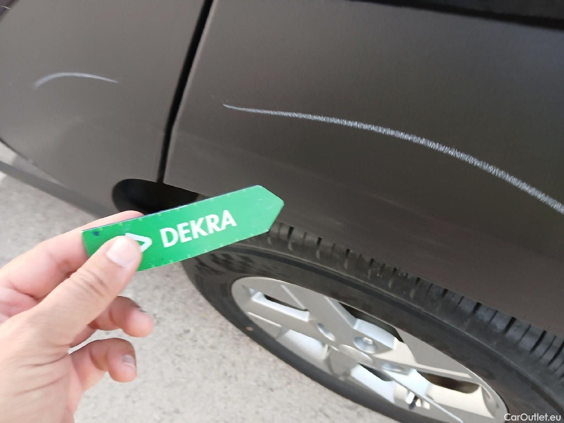  Hyundai  Konna HYUNDAI Kona / 2023 / 5P / todoterreno 1.6 GDI HEV Maxx DCT #15
