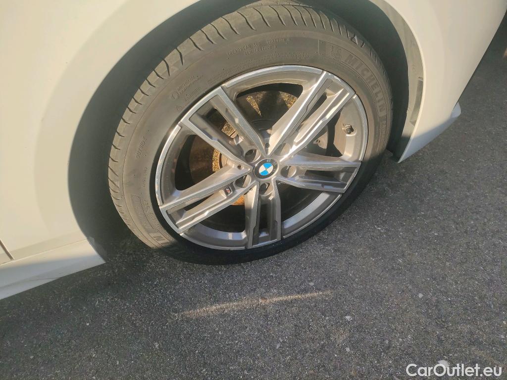  Bmw  Serie 1 BMW  / 2019 / 5P / berlina con portón 118iA #PAQUETE M# #11