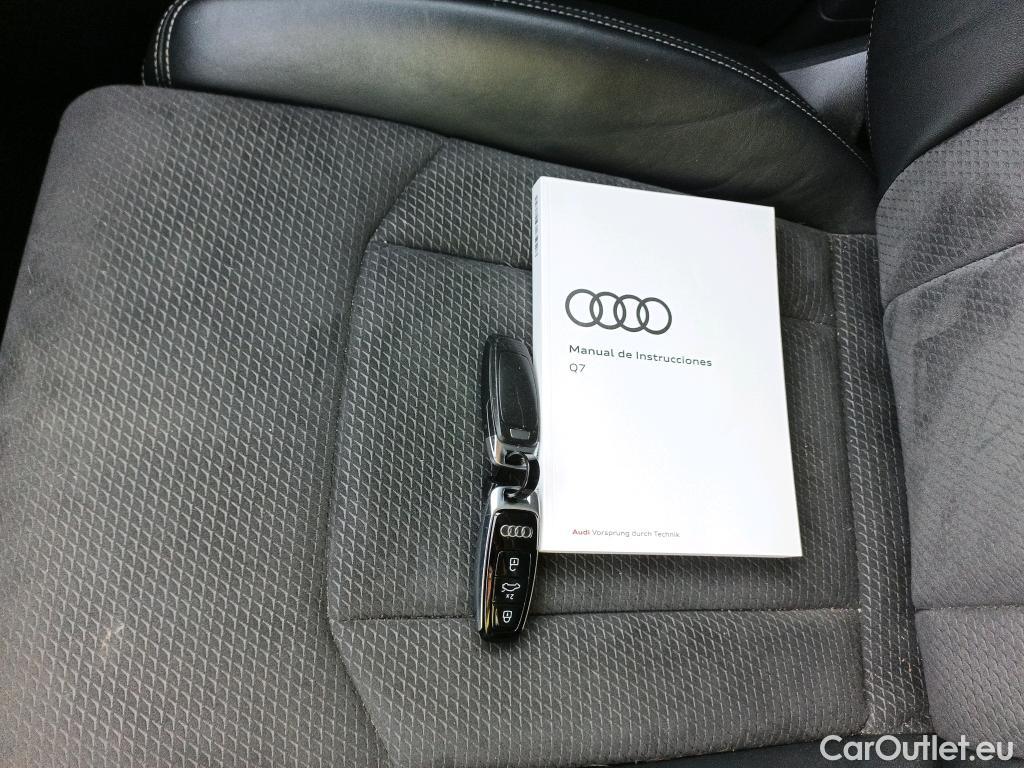  Audi  Q7 AUDI  / 2019 / 5P / todoterreno S line 45 TDI 170kW (232CV) quat. tip.(AC) #31