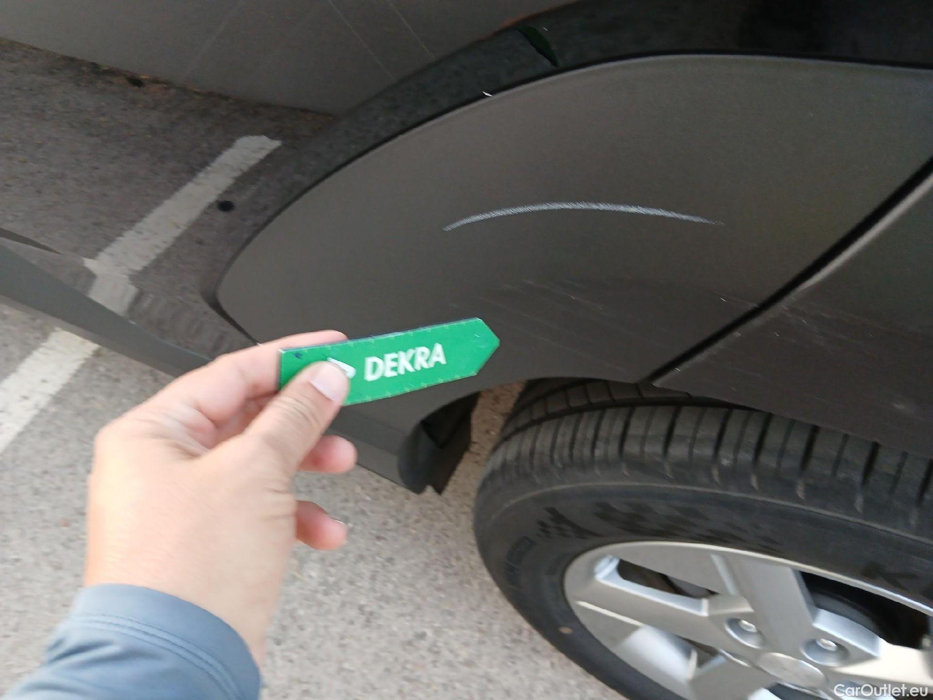  Hyundai  Konna HYUNDAI Kona / 2023 / 5P / todoterreno 1.6 GDI HEV Maxx DCT #13