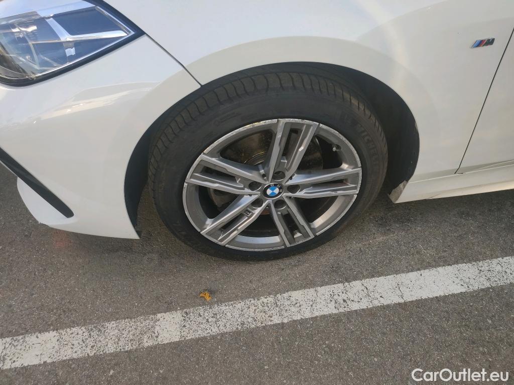  Bmw  Serie 1 BMW  / 2019 / 5P / berlina con portón 118iA #PAQUETE M# #9