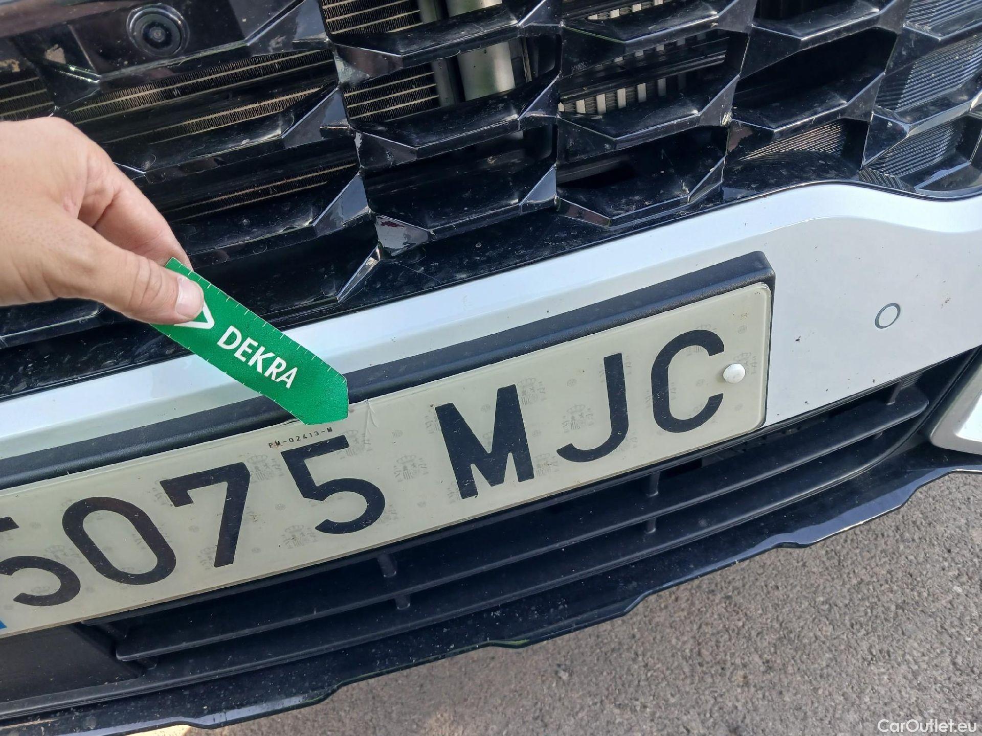  KIA  Sportage KIA  / 2022 / 5P / todoterreno 1.6 T-GDi PHEV 198kW (265CV) Tech 4X4 #2