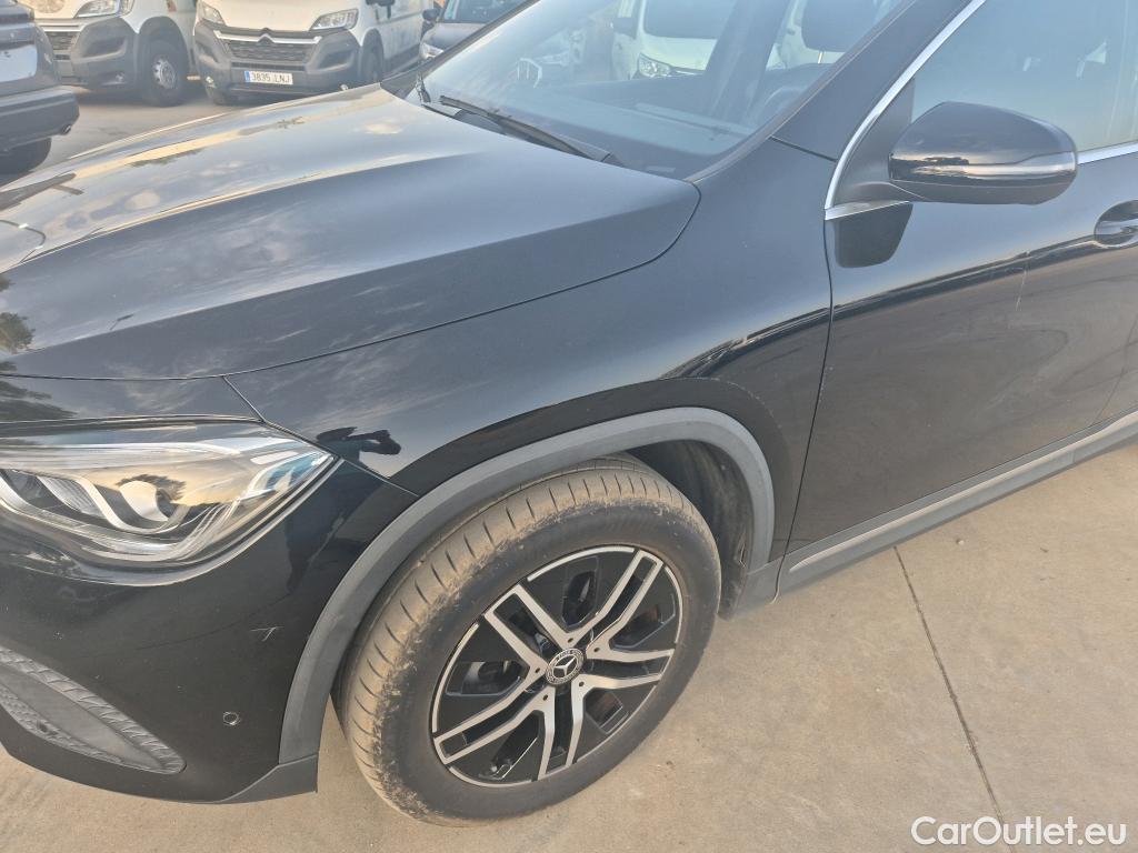  Mercedes  GLA MERCEDES-BENZ  / 2020 / 5P / todoterreno  250 e #8
