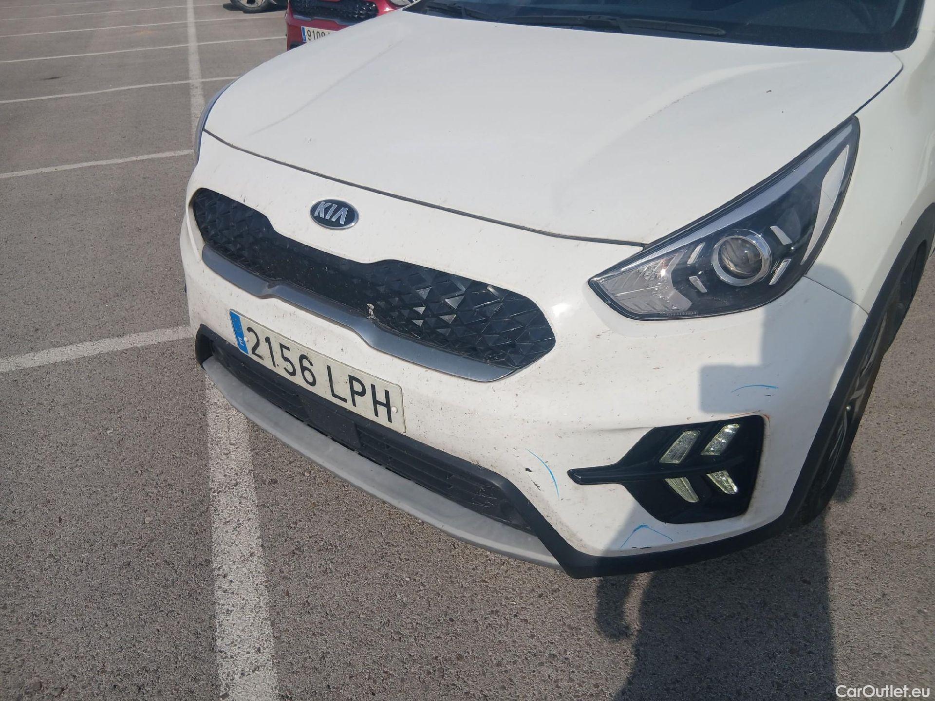  KIA  Niro KIA  / 2019 / 5P / crossover 1.6 GDi HEV 104kW (141CV) Drive #1