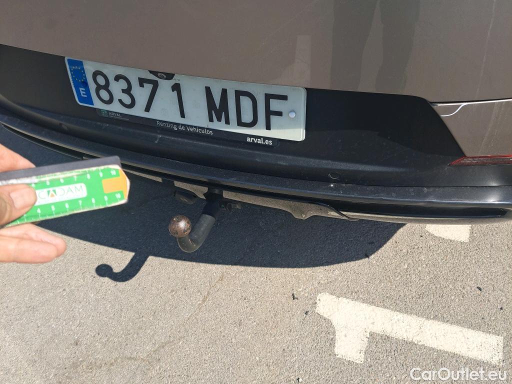  Land Rover  Range Rover Sport LAND ROVER  / 2022 / 5P / todoterreno 3.0D TD6 249PS AWD Auto MHEV SE #1