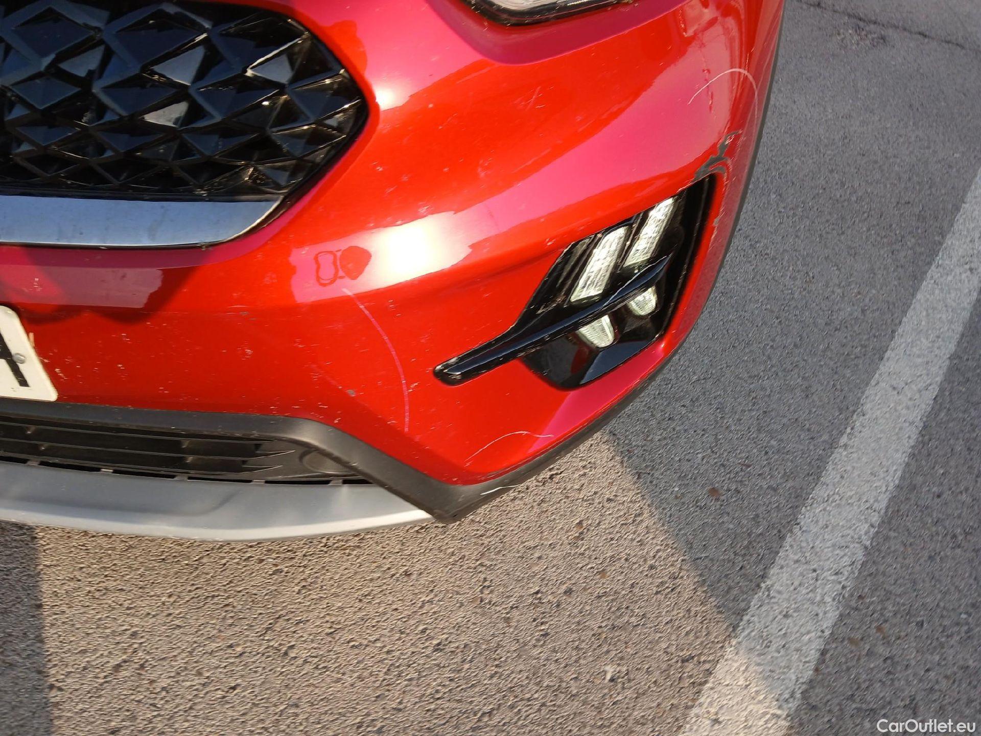 KIA  Niro KIA  / 2019 / 5P / crossover 1.6 GDi HEV 104kW (141CV) Drive #14