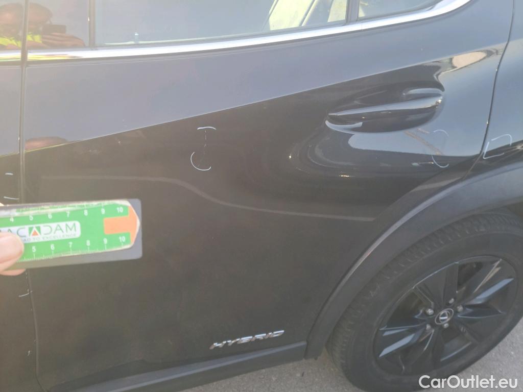  Lexus  UX LEXUS  / 2018 / 5P / todoterreno 2.0 250h Business #24
