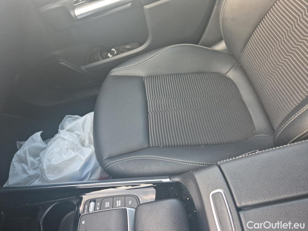  Mercedes  GLA MERCEDES-BENZ  / 2020 / 5P / todoterreno  250 e #13