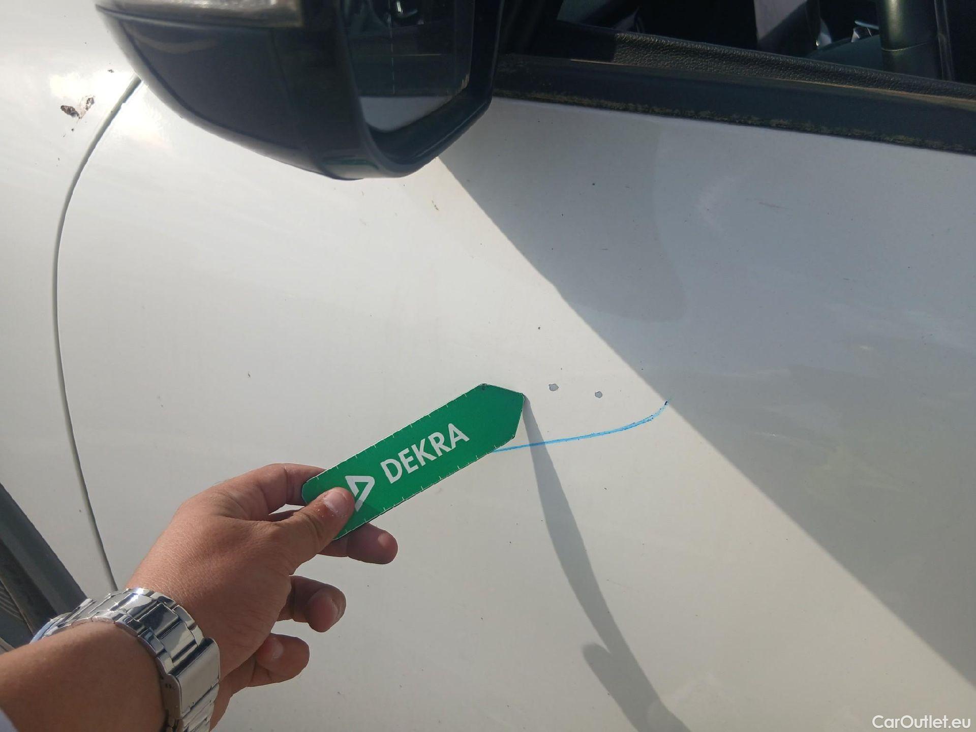  KIA  Niro KIA  / 2019 / 5P / crossover 1.6 GDi HEV 104kW (141CV) Drive #18