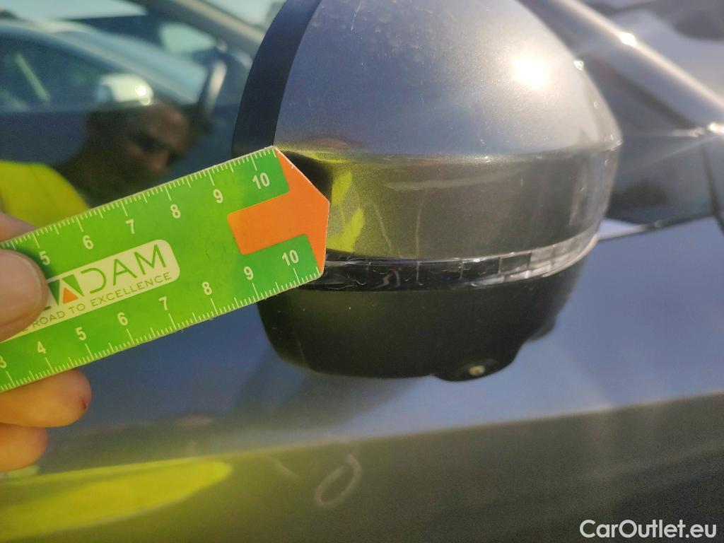  Nissan  Qashqai NISSAN  / 2021 / 5P / todoterreno DIG-T 103kW (140CV) mHEV 4x2 N-Connecta #24