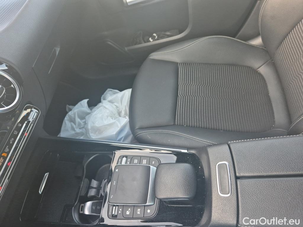  Mercedes  GLA MERCEDES-BENZ  / 2020 / 5P / todoterreno  250 e #14