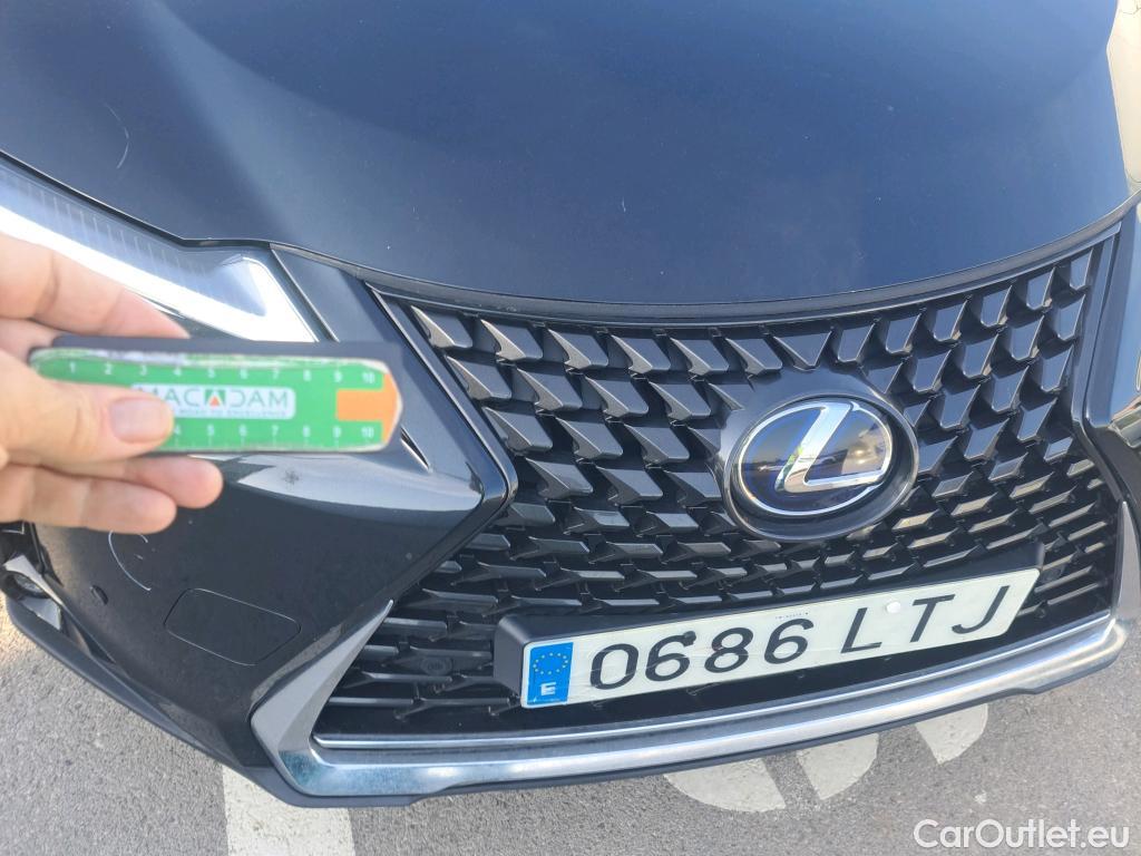  Lexus  UX LEXUS  / 2018 / 5P / todoterreno 2.0 250h Business #27