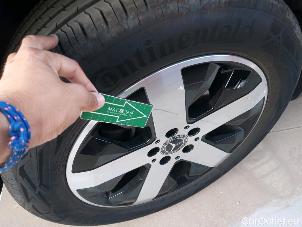  Mercedes  GLB MERCEDES-BENZ  / 2019 / 5P / todoterreno 2.0  200 D DCT 110KW (150CV) #8