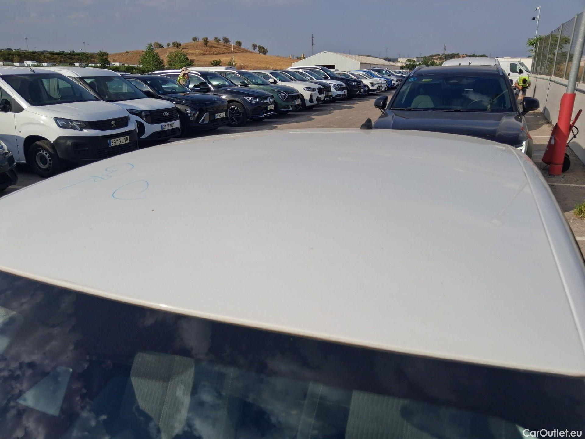  Opel  Corsa OPEL  / 2019 / 5P / berlina con portón 1.2 XEL 55kW (75CV) Edition #47