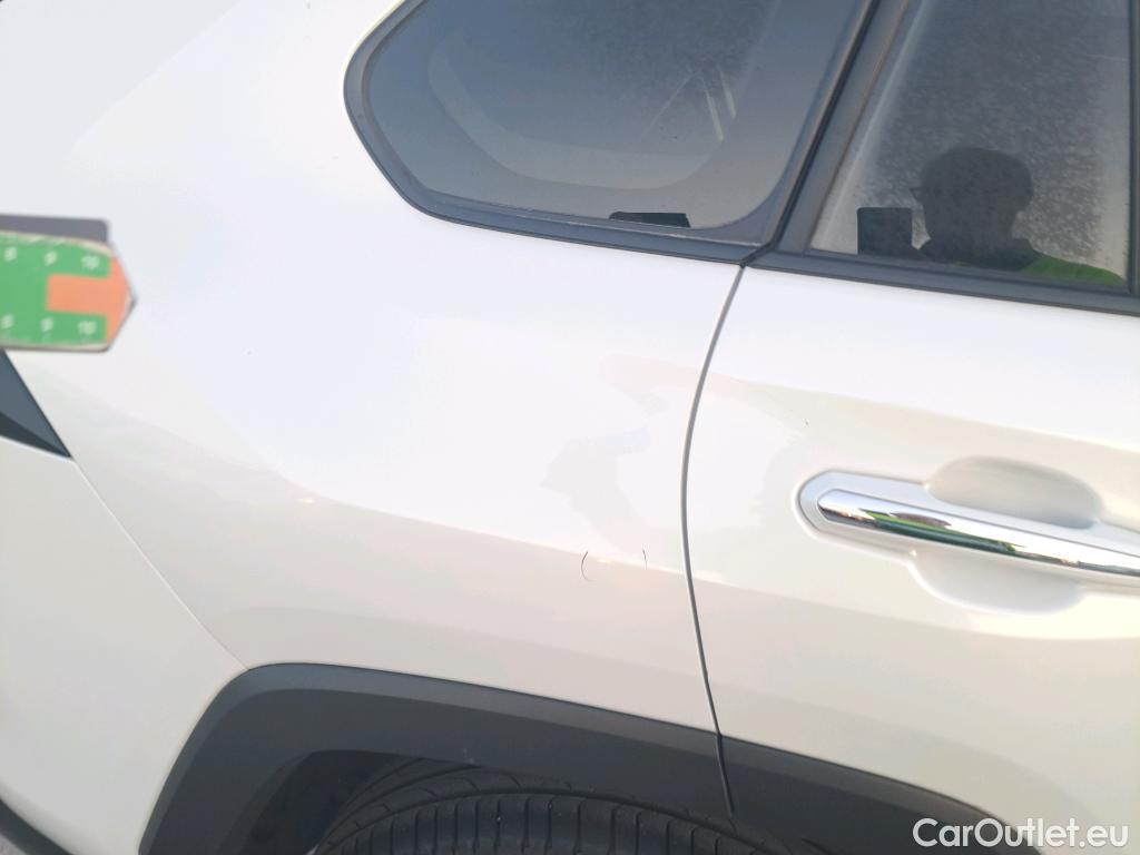  Toyota  RAV4 TOYOTA  / 2018 / 5P / todoterreno 2.5l 220H Luxury #41
