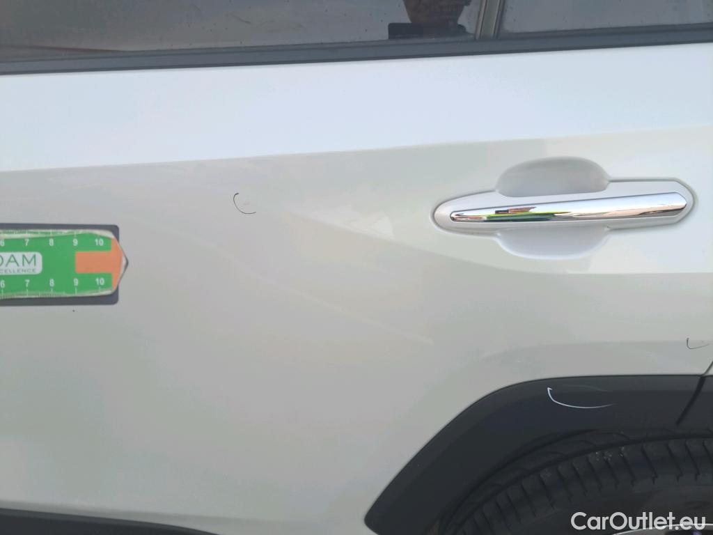  Toyota  RAV4 TOYOTA  / 2018 / 5P / todoterreno 2.5l 220H Luxury #26