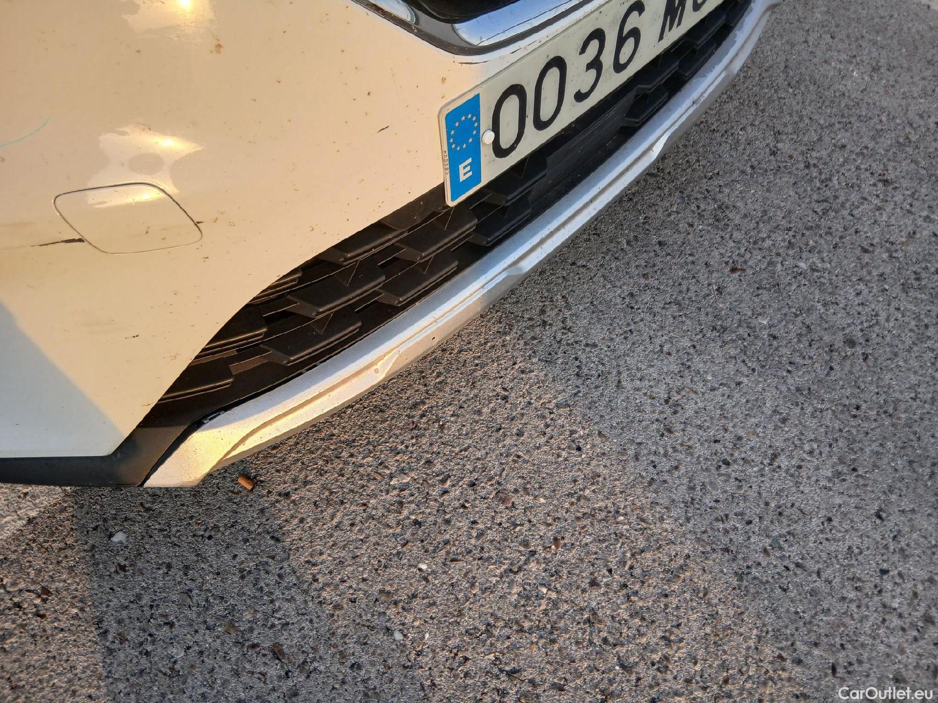  Renault  Captur RENAULT  / 2020 / 5P / todoterreno equilibre TCe 74 kW (100CV) GLP #5