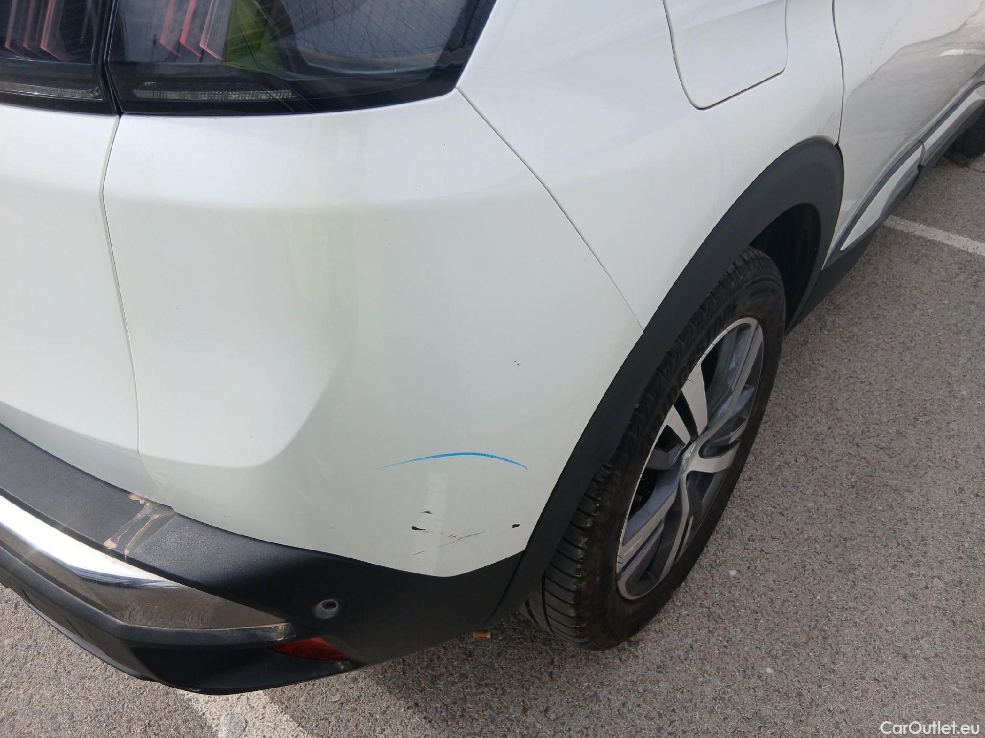  Peugeot  3008 PEUGEOT  / 2020 / 5P / todoterreno 1.5 BlueHDi 96kW (130CV) S&S Allure Pack #20