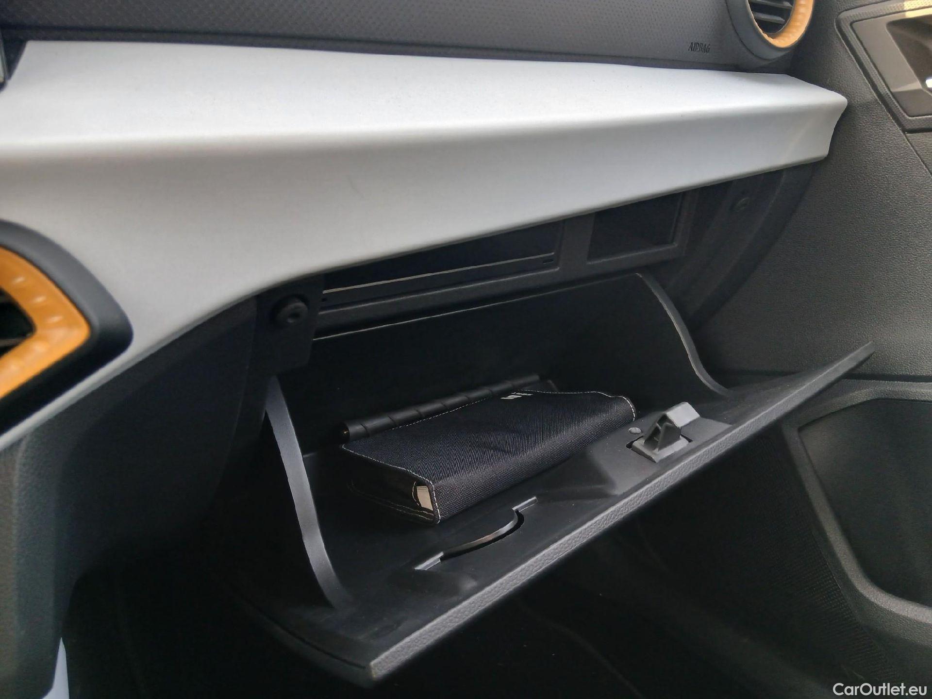  Seat  Arona SEAT  / 2021 / 5P / todoterreno 1.0 TSI 81kW (110CV) Style XL(SP) #1