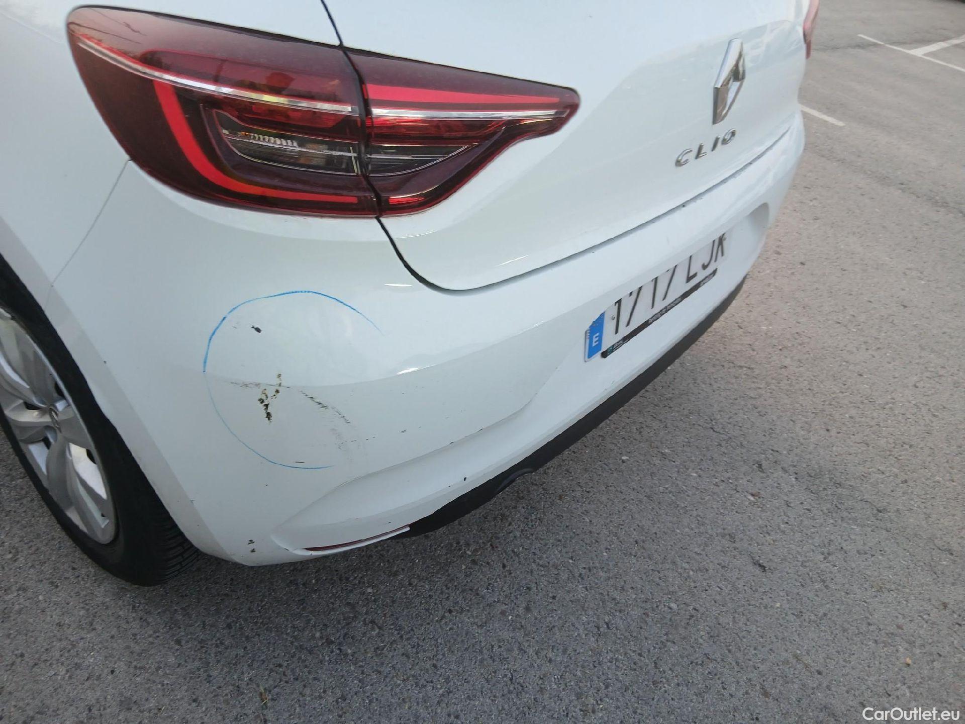  Renault  Clio RENAULT  / 2019 / 5P / berlina con portón Business SCe 53 kW (72CV) #18