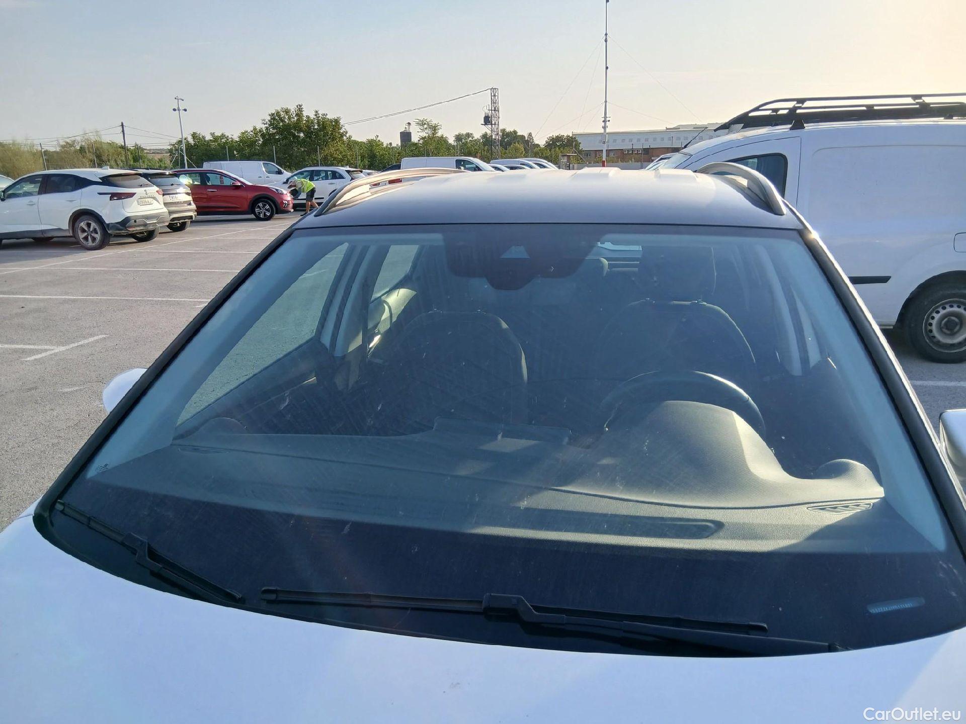  Seat  Arona SEAT  / 2021 / 5P / todoterreno 1.0 TSI 81kW (110CV) Style XL(SP) #46