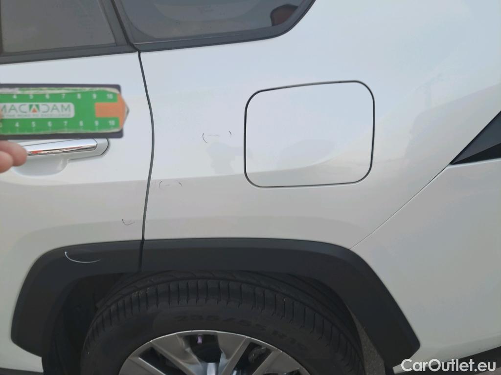  Toyota  RAV4 TOYOTA  / 2018 / 5P / todoterreno 2.5l 220H Luxury #43