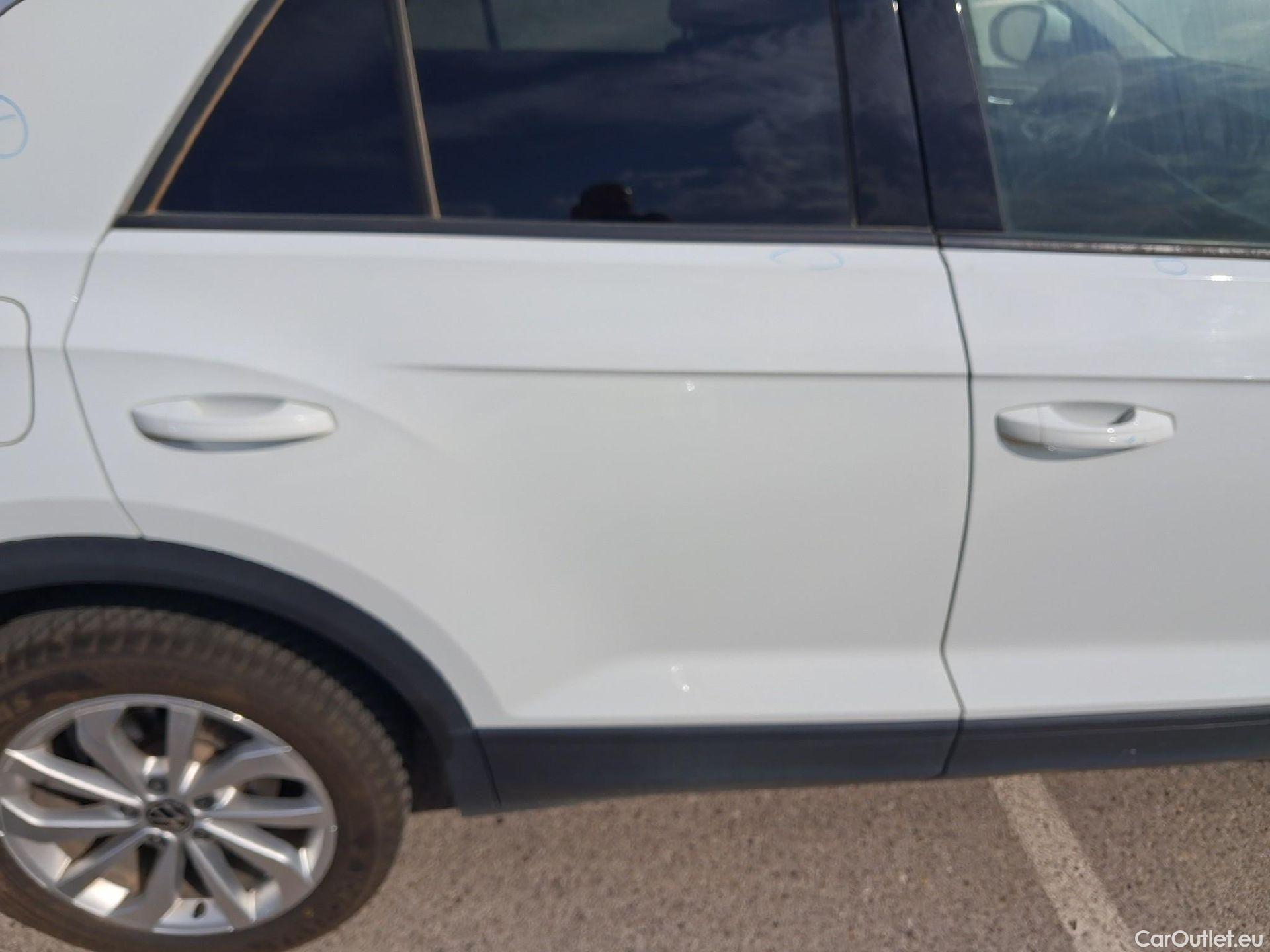  Volkswagen  T-ROC VOLKSWAGEN  / 2021 / 5P / todoterreno Life 2.0 TDI 85kW (115CV) #51