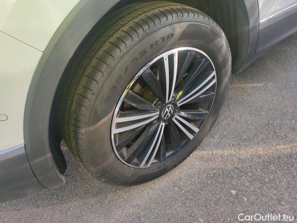  Volkswagen  Tiguan  Life eHybrid 1.4 TSI 245CV AT6 E6d #1