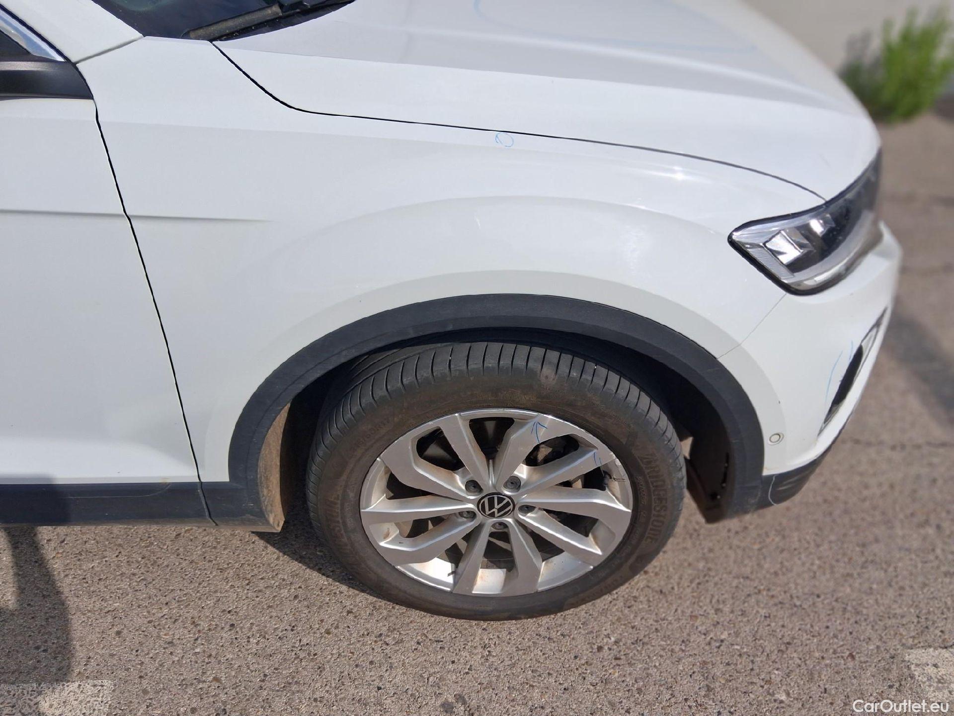  Volkswagen  T-ROC VOLKSWAGEN  / 2021 / 5P / todoterreno Life 2.0 TDI 85kW (115CV) #56