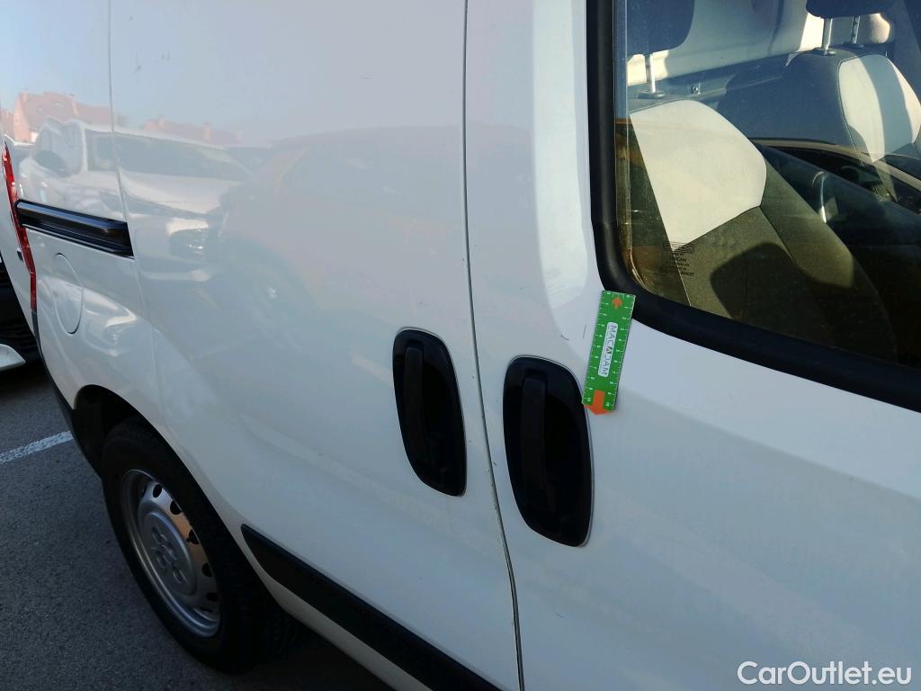  Fiat  Fiorino FIAT  / 2016 / 4P / furgón derivado de turismo Cargo SX N1 1.3 MJet 70 kW (95 CV) #18