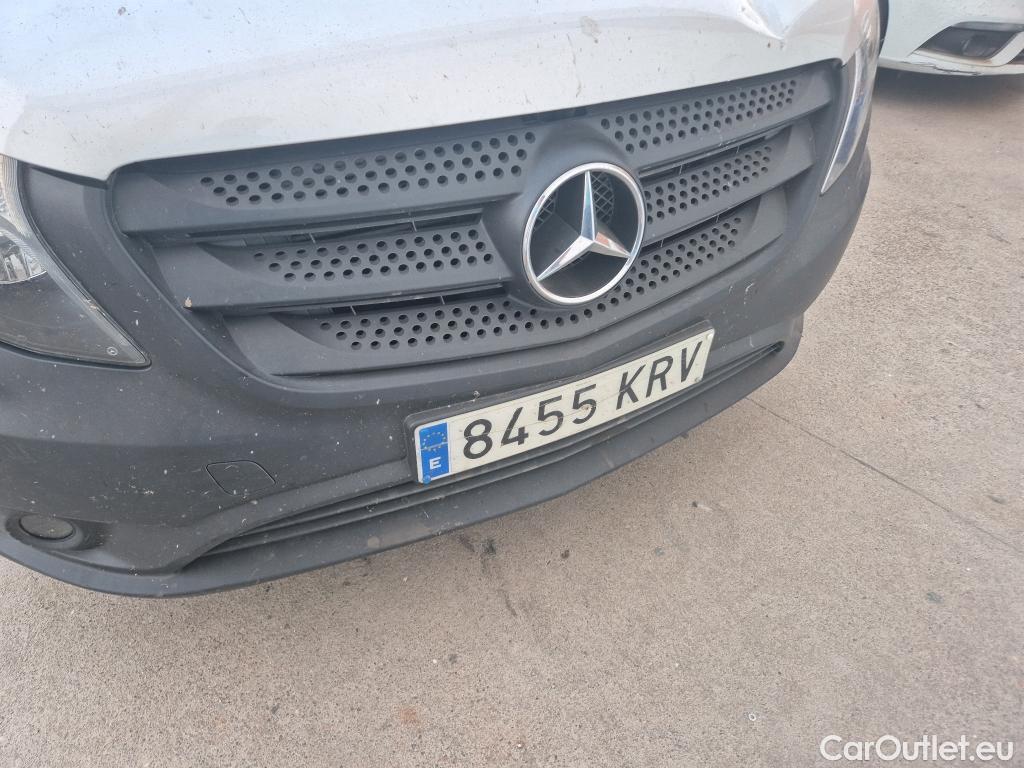  Mercedes  Vito MERCEDES-BENZ  / 2014 / 4P / furgón 111 CDI Larga #37