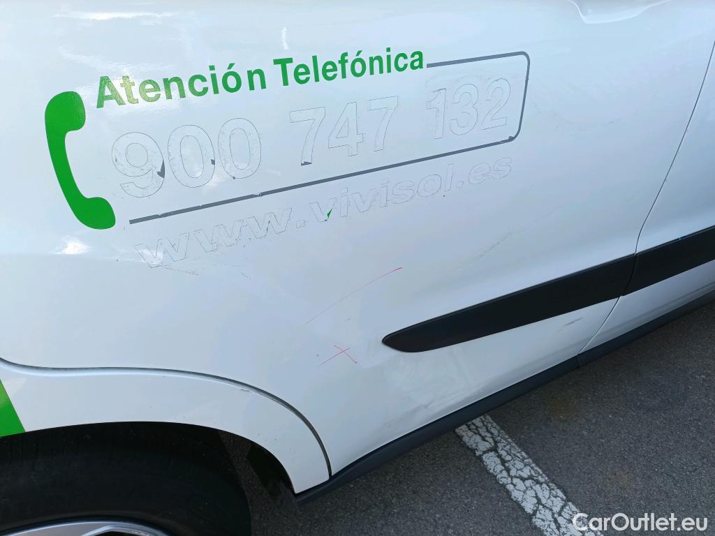  Ford  Transit FORD  Courier/2014/4P/furgón der.turis Van 1.5 TDCi 75kW Trend #10