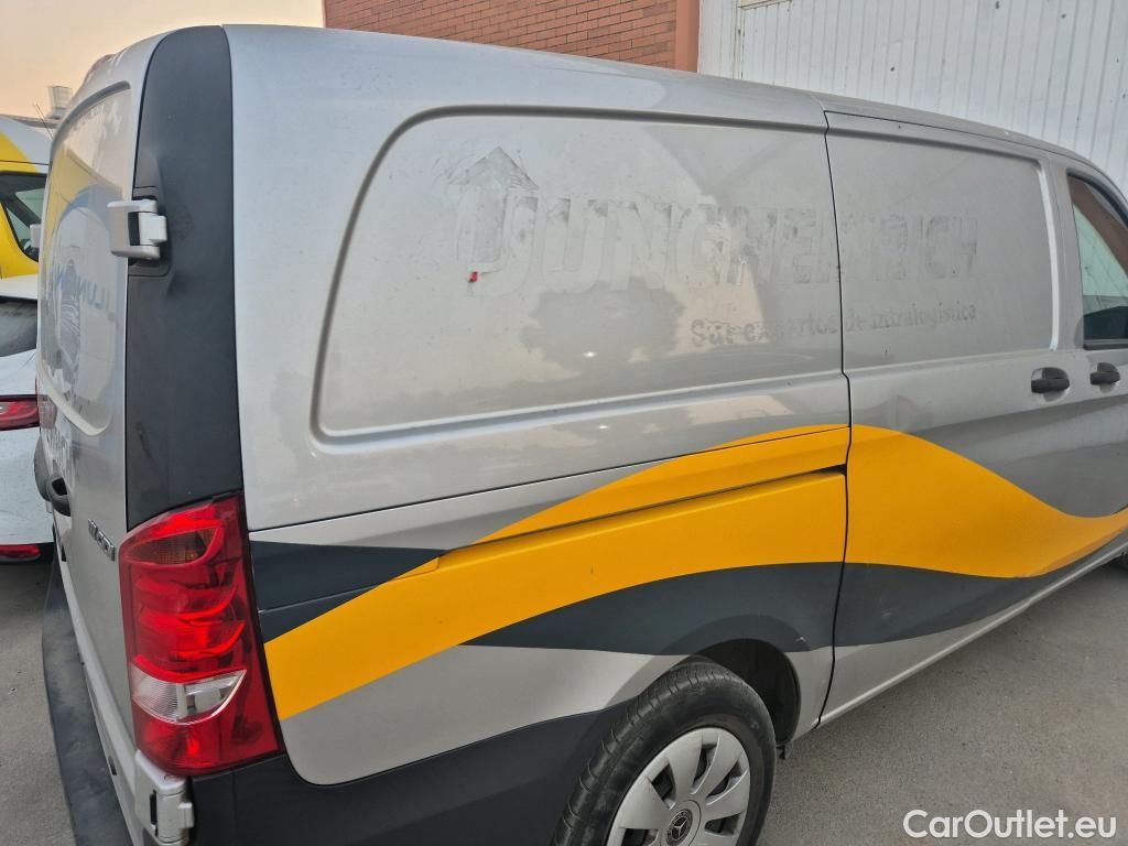  Mercedes  Vito MERCEDES-BENZ  / 2014 / 4P / furgón 111 CDI Larga #9