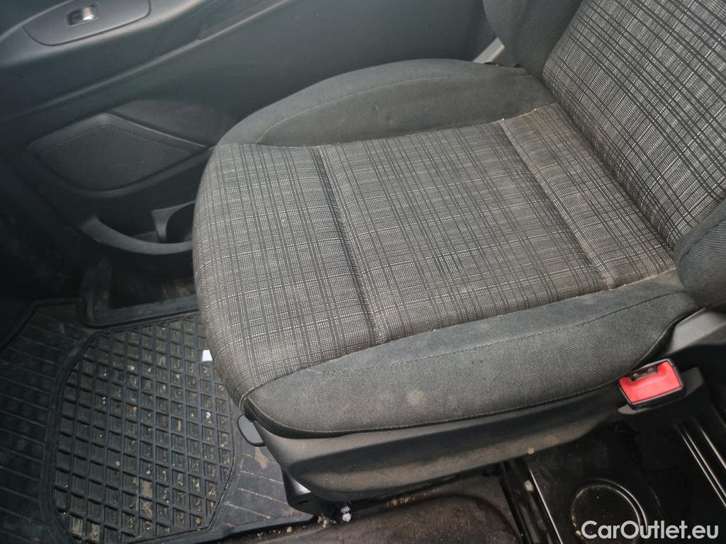  Mercedes  Vito MERCEDES-BENZ  / 2014 / 4P / furgón 111 CDI Larga #3