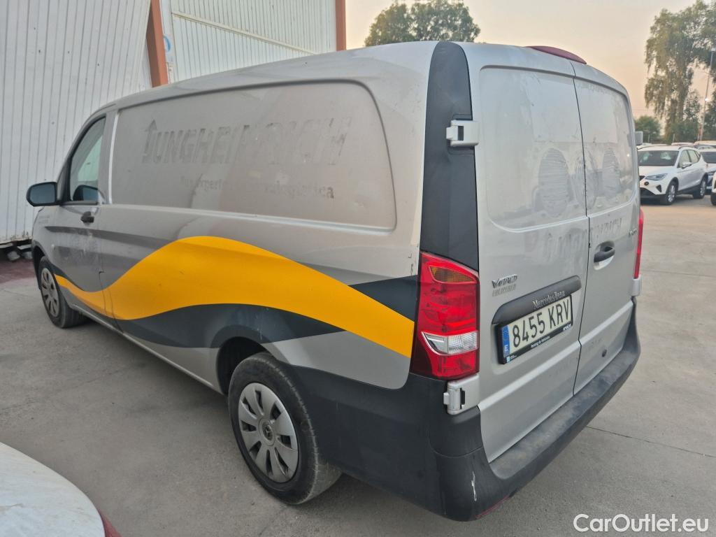  Mercedes  Vito MERCEDES-BENZ  / 2014 / 4P / furgón 111 CDI Larga #24