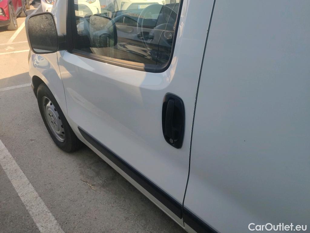  Fiat  Fiorino FIAT  / 2016 / 4P / furgón derivado de turismo Cargo SX N1 1.3 MJet 70 kW (95 CV) (AC) #9