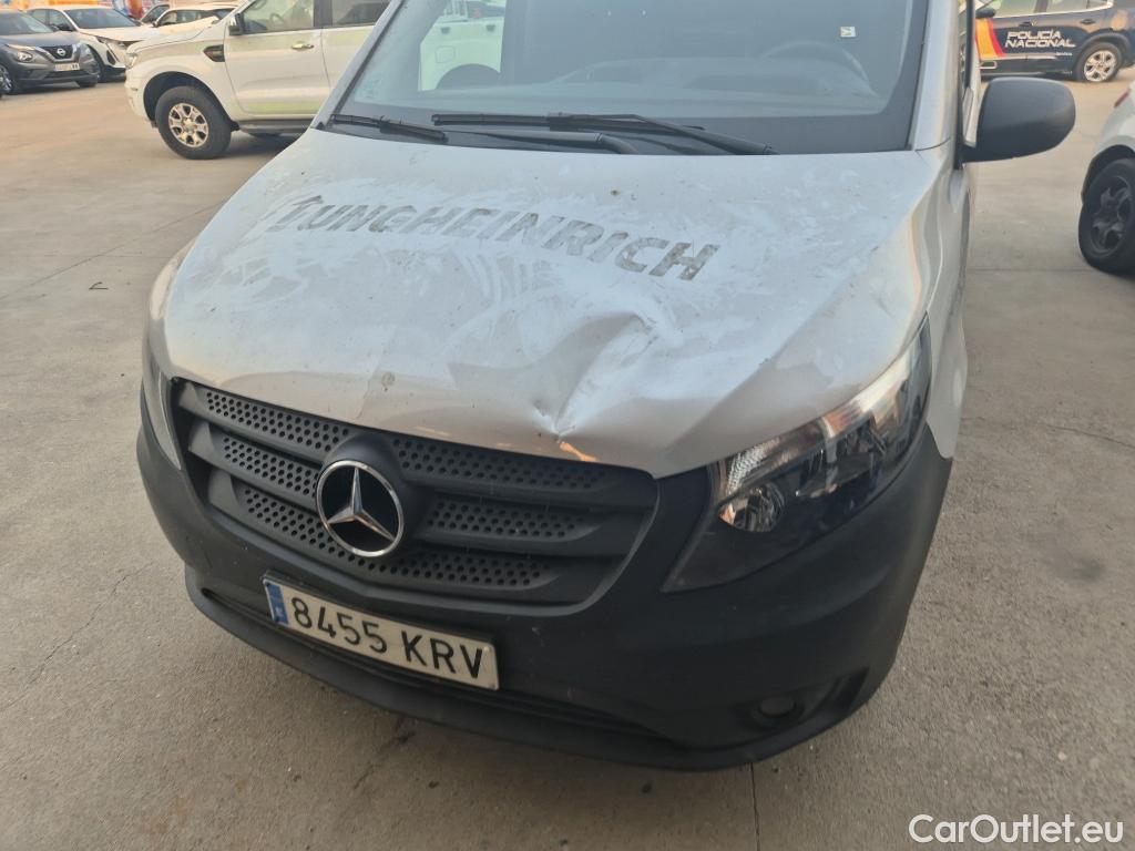  Mercedes  Vito MERCEDES-BENZ  / 2014 / 4P / furgón 111 CDI Larga #26