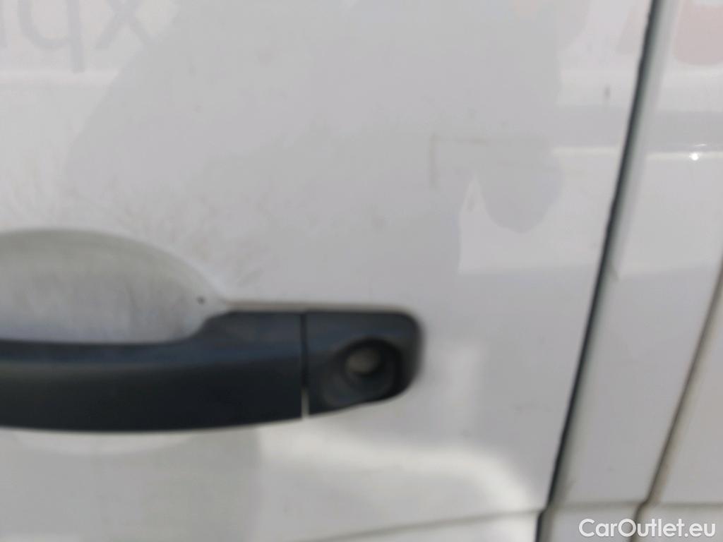  Opel  Movano OPEL  / 2010 / 4P / furgón 2.3 CDTI 96kW (130CV) L2 H2 F 3.5t #20