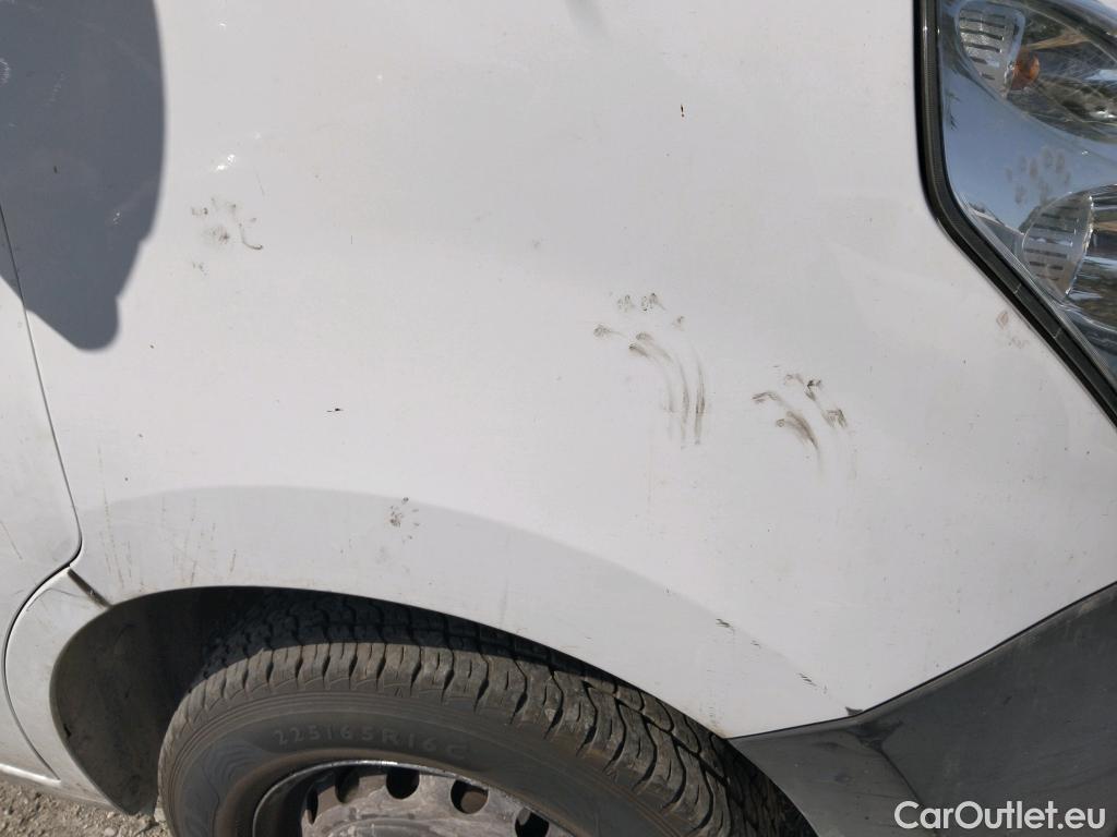  Opel  Movano OPEL  / 2010 / 4P / furgón 2.3 CDTI 96kW (130CV) L2 H2 F 3.5t #25