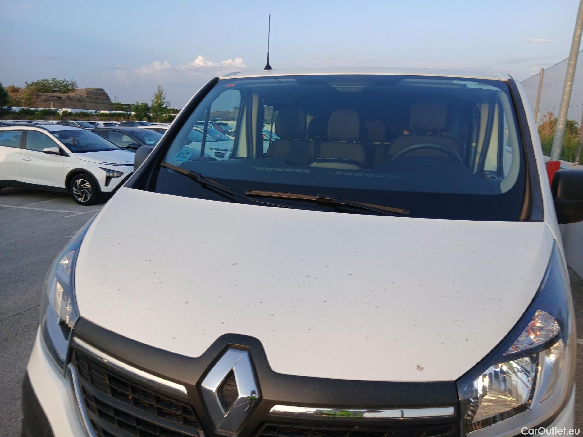  Renault  Trafic RENAULT  / 2019 / 4P / furgón Doble Cabina 27 L1 Energy BluedCi 88 kW #2