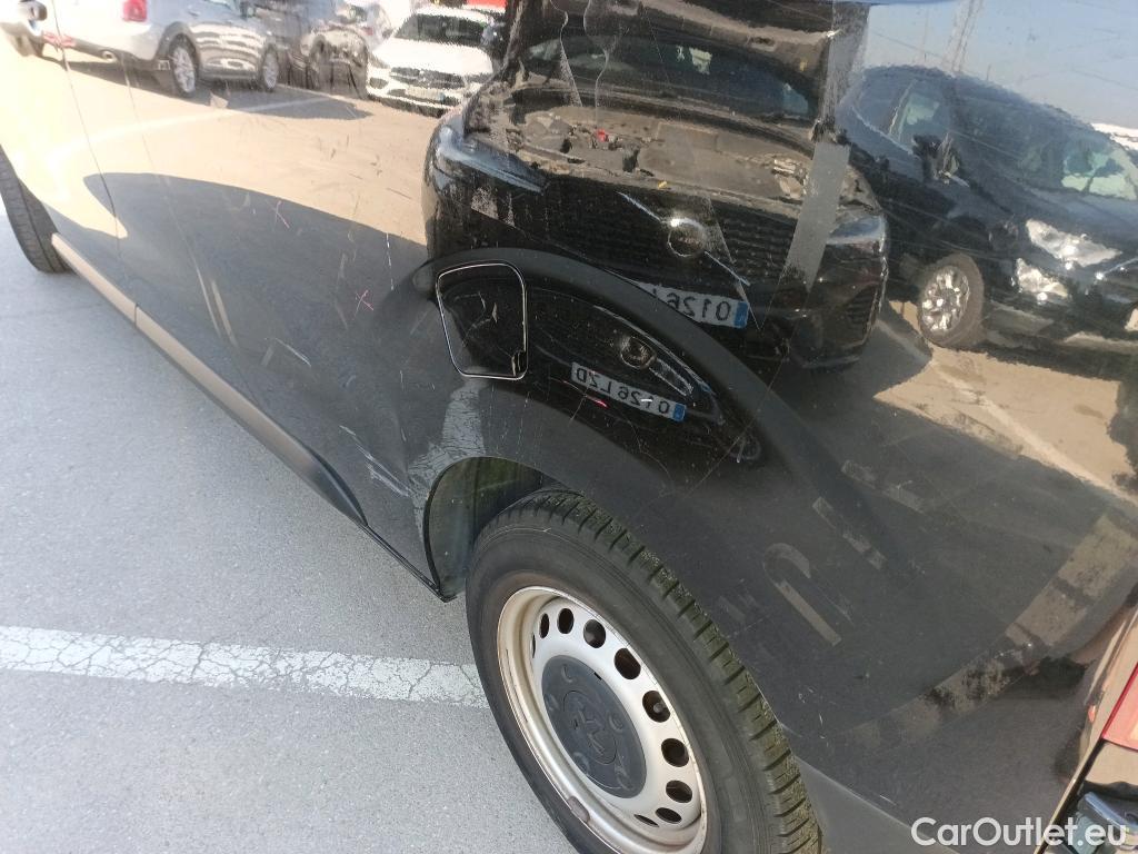  Peugeot  Expert PEUGEOT  / 2016 / 4P / furgón Furgón Premium 1.5 BlueHDi 100 Standard #3