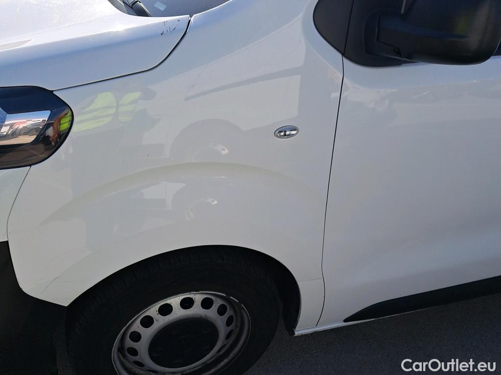  Opel  Vivaro OPEL  / 2019 / 4P / furgón 1.5 Diésel 74kW (100CV) M Std Express (AC) #31
