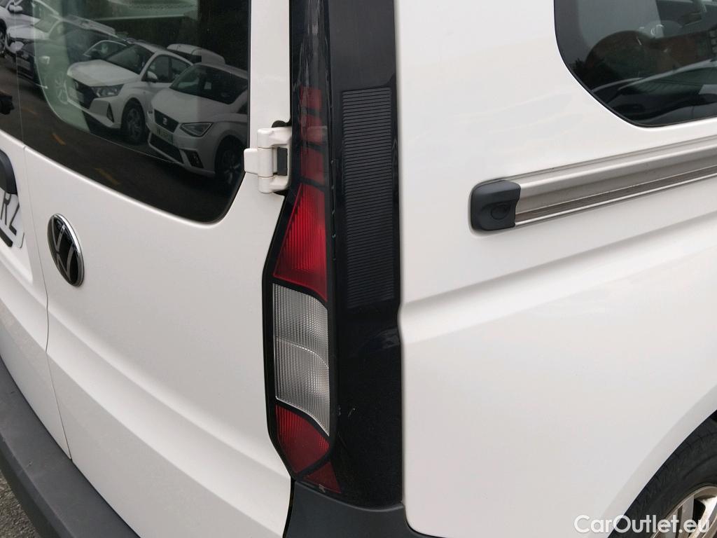  Volkswagen  Caddy VOLKSWAGEN  Kombi 2.0 TDI 75kW (102CV) #51