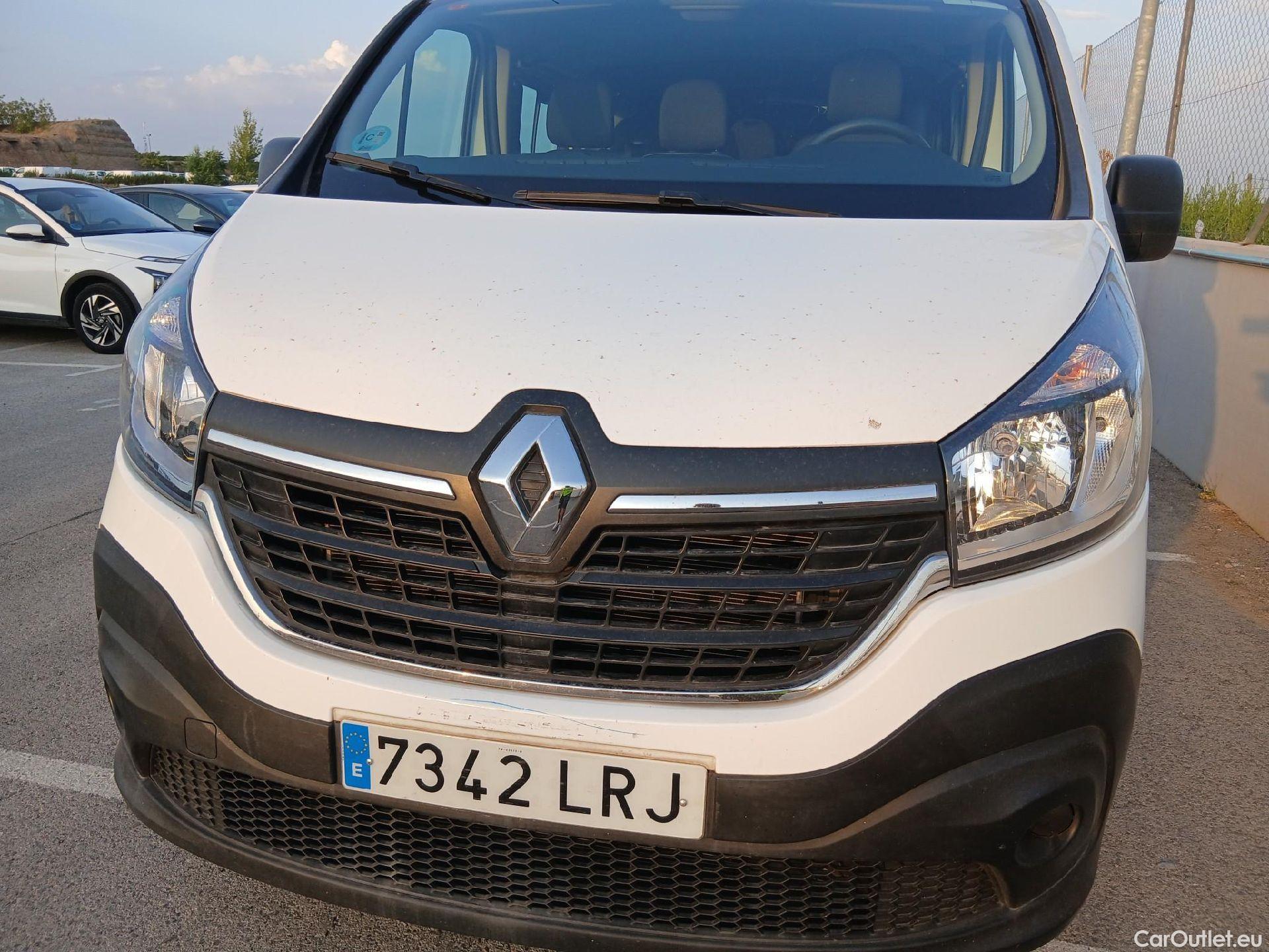 Renault  Trafic RENAULT  / 2019 / 4P / furgón Doble Cabina 27 L1 Energy BluedCi 88 kW #3