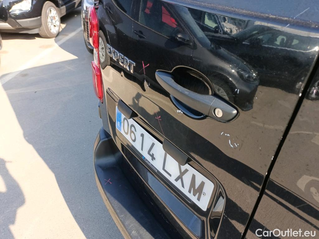  Peugeot  Expert PEUGEOT  / 2016 / 4P / furgón Furgón Premium 1.5 BlueHDi 100 Standard #15