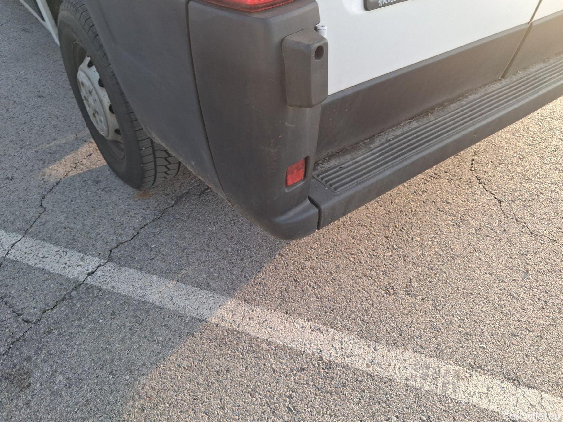  Peugeot  Boxer PEUGEOT  / 2014 / 4P / furgón 330 L1 H1 BHDI 88kW (120CV) S&S 6 Vel. M #16