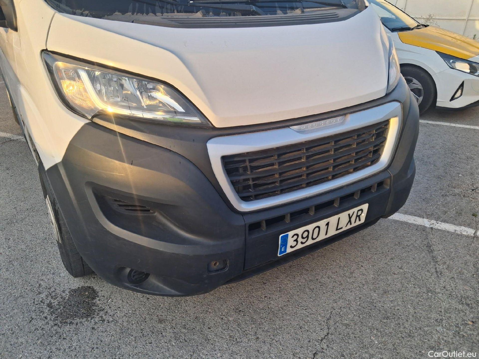  Peugeot  Boxer PEUGEOT  / 2014 / 4P / furgón 330 L1 H1 BHDI 88kW (120CV) S&S 6 Vel. M #5