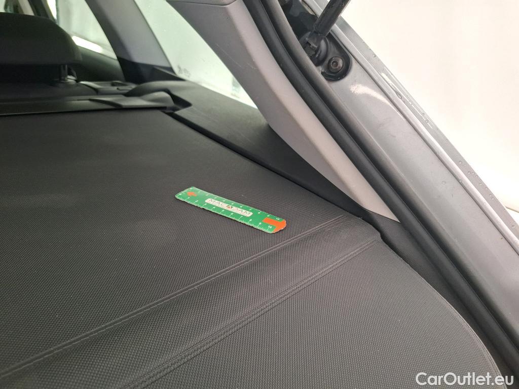  Seat  Leon SEAT  Sportstourer / 2020 / 5P / Break 2.0 TDI 150 DSG S&S Style Business #48